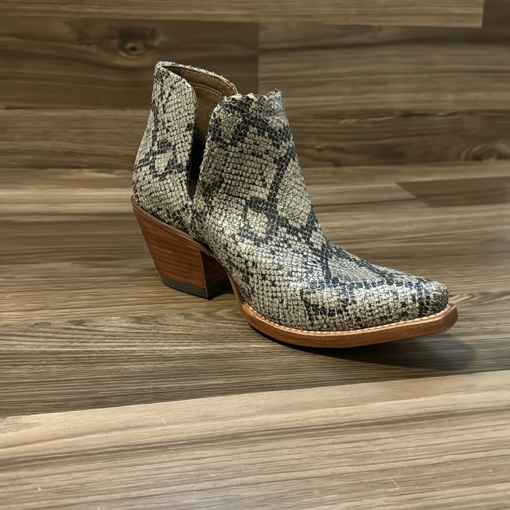 Ariat Leather Snake Print Dixon Snip Toe Ankle Slip On Bootie Boots 6.5 - Picture 2 of 14